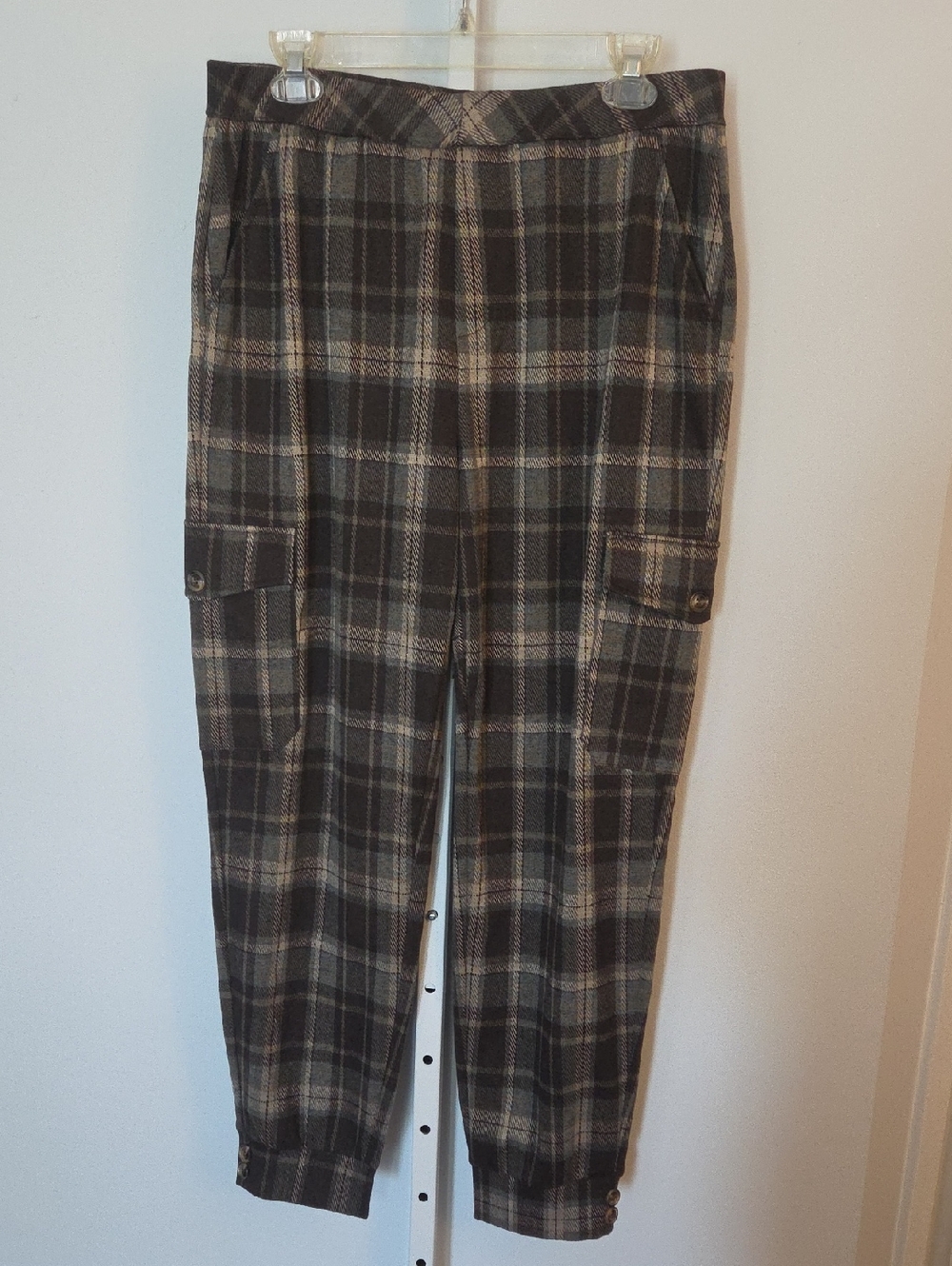 NWT Halara High Waisted Plaid Cargo Joggers - Brown/Tan Check - Size Large Reg